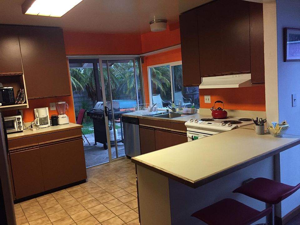 2nd image of 7188 Koamano St