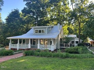 218 Hillsborough Rd, Carrboro, NC 27510