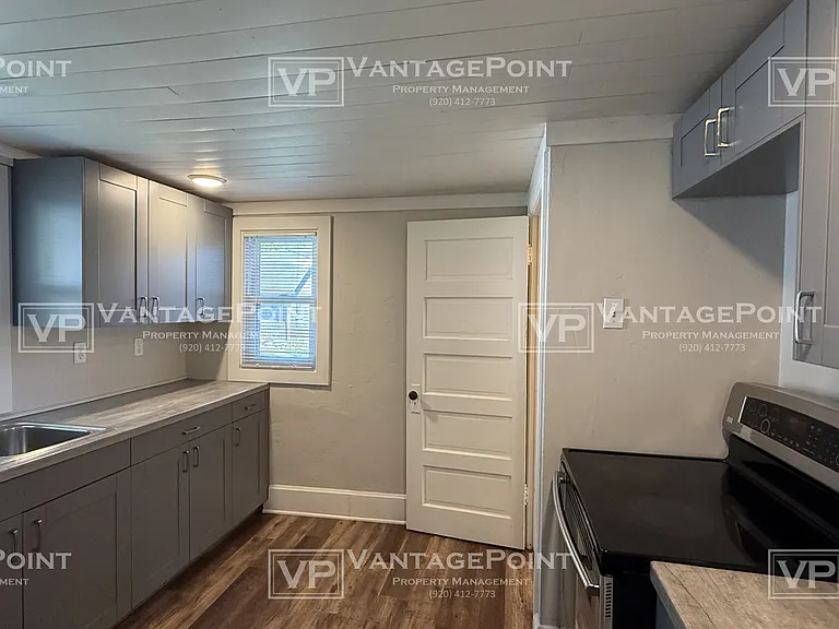 315 S Superior St — Photo 14