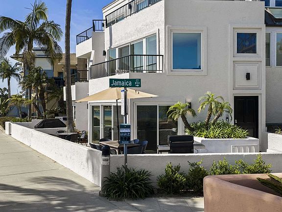 3rd image of 3268 Bayside Walk