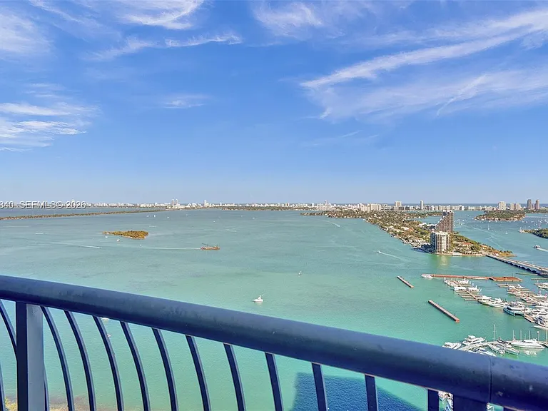 1750 N Bayshore Dr #3802 — Photo 28
