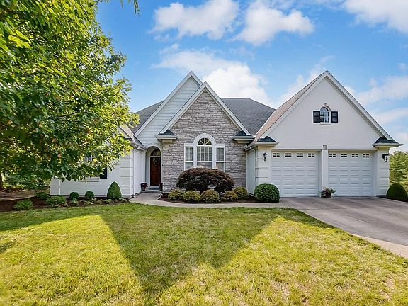 2nd image of 1410 Camberly Dr