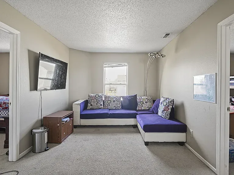 8926 Poppy Ln — Photo 10