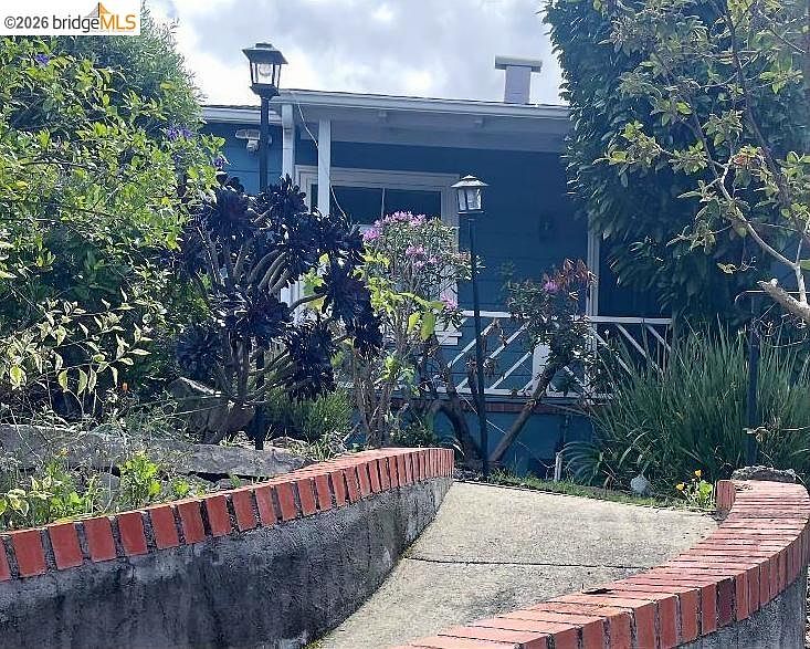 1st image of 4224 Lincoln Ave