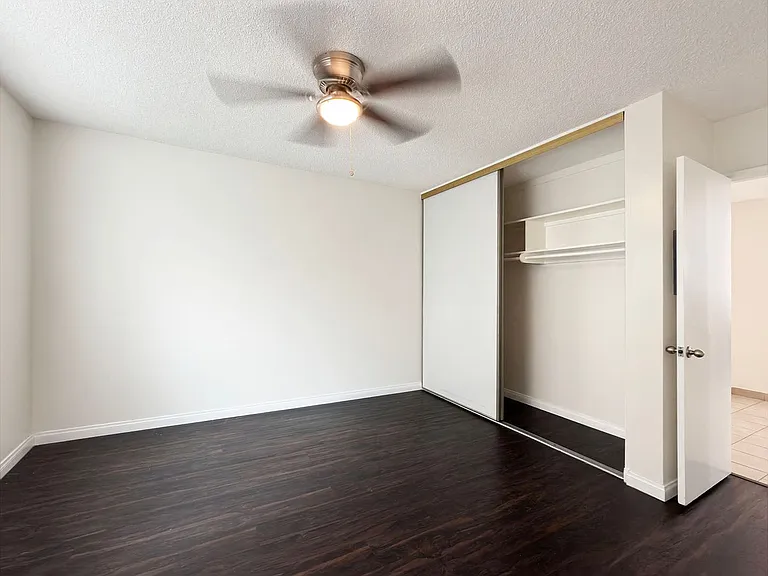 1415 Cedar Ave — Photo 8