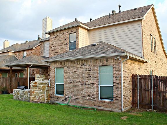 4th image of 644 Hidden Dale Dr