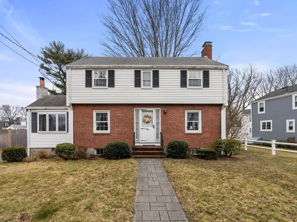 29 Dickens St, Quincy, MA 02170