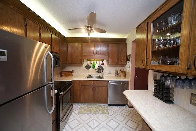 2 bed, 1000 sqft, $1,525 — Photo 4