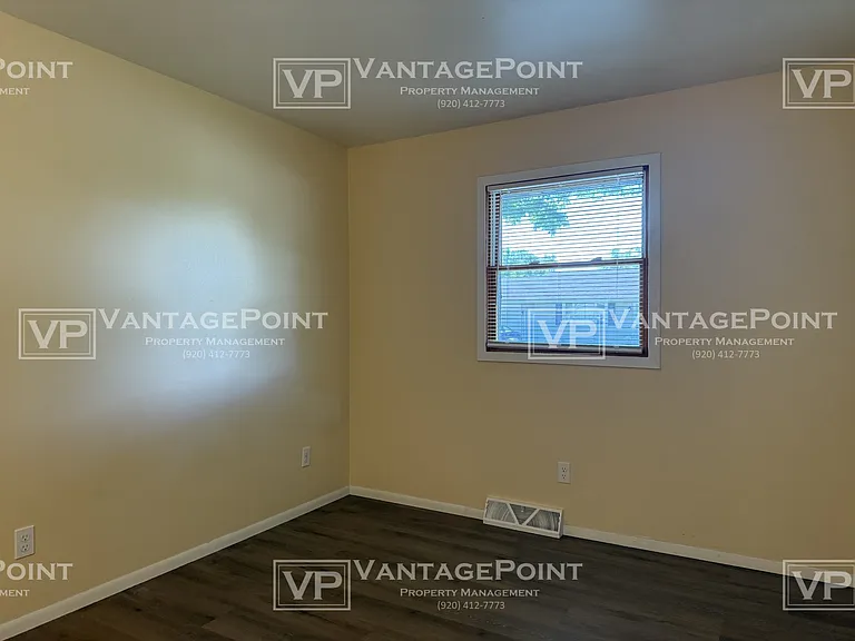 306 Nancy St — Photo 9