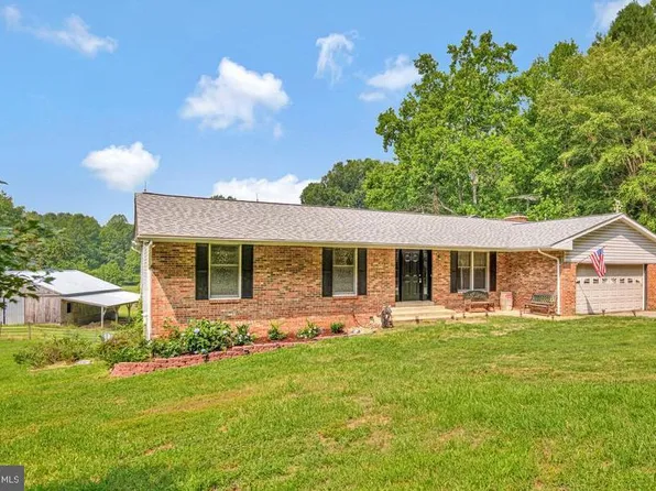 200 M F Bowen Rd, Huntingtown, MD 20639