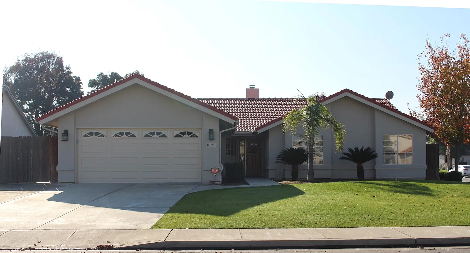 10911 Academy Ave photo 1