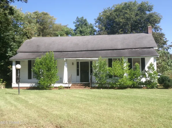 124 Old Rd, Lyon, MS 38645