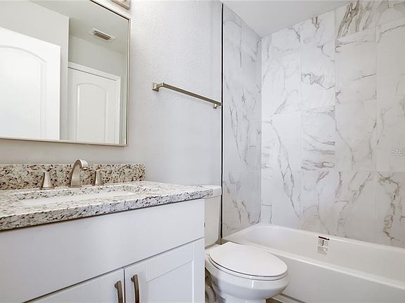 5th image of 114 Northshore Cir