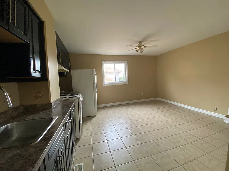 1374 Langlois Ave #1 — Photo 6