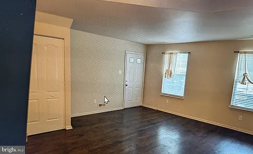 1204 Huntingdon Mews Photo 1