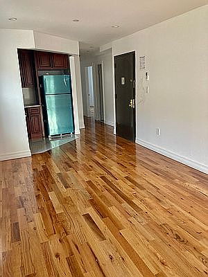 4th image of 1030 Leland Ave Floor 2
