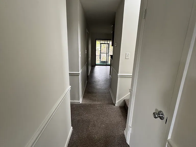 3032 Otter Ct — Photo 2