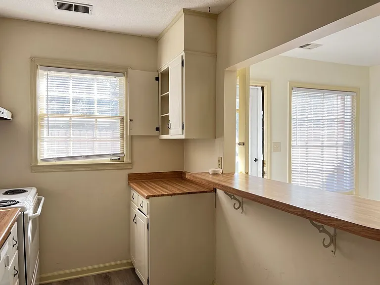 315 S Pope St #1 — Photo 3