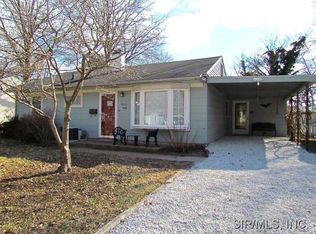 4012 N Park Dr, Belleville, IL 62226