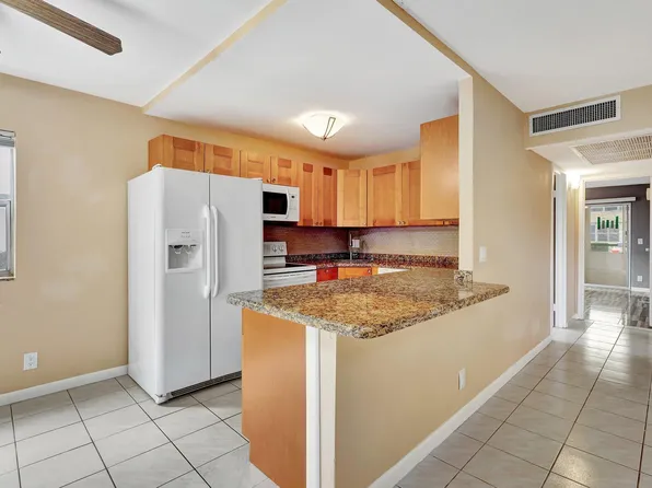 492 Monaco K, Delray Beach, FL 33446