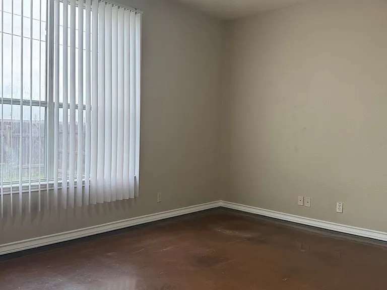 200 Sandstone Dr — Photo 6