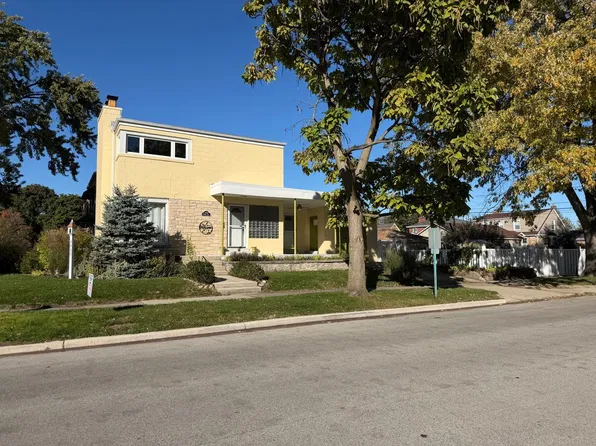 3930 W 98th St, Evergreen Park, IL 60805