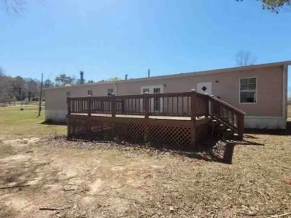 17191 Ramsey Cir, Northport, AL 35475
