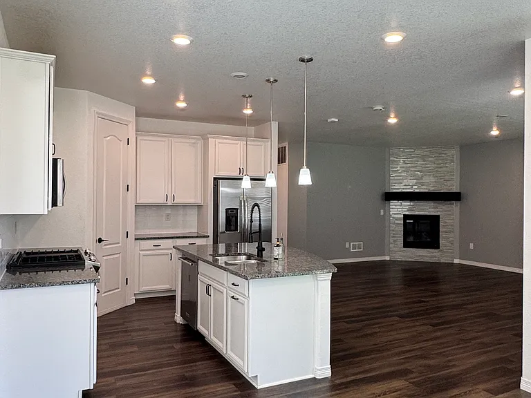 16316 Mount Mestas Way — Photo 2