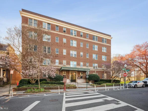 2456 20th St NW APT 208, Washington, DC 20009