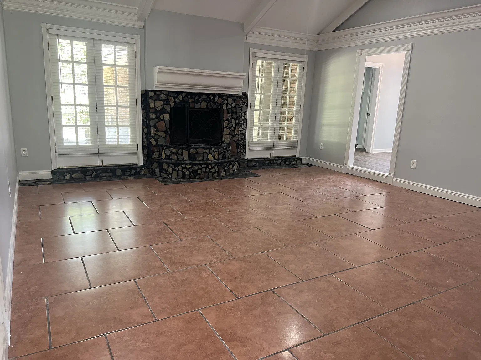 30447 Parkview Dr - 1 — Photo 2