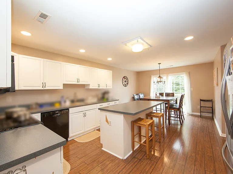 12 McManus Ct — Photo 7