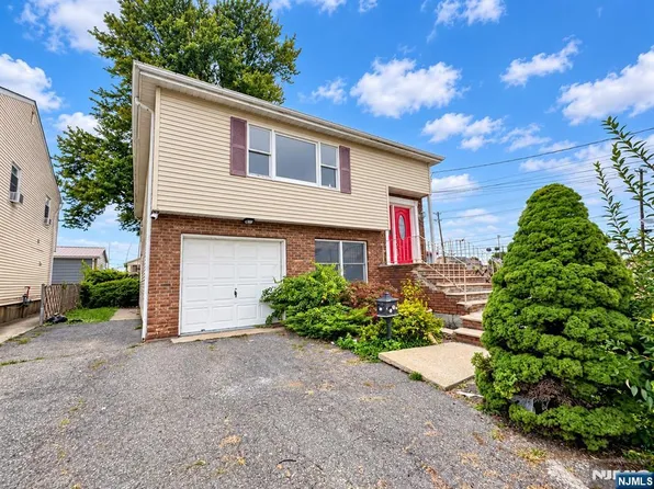 43 Hope Street, Lodi, NJ 07644