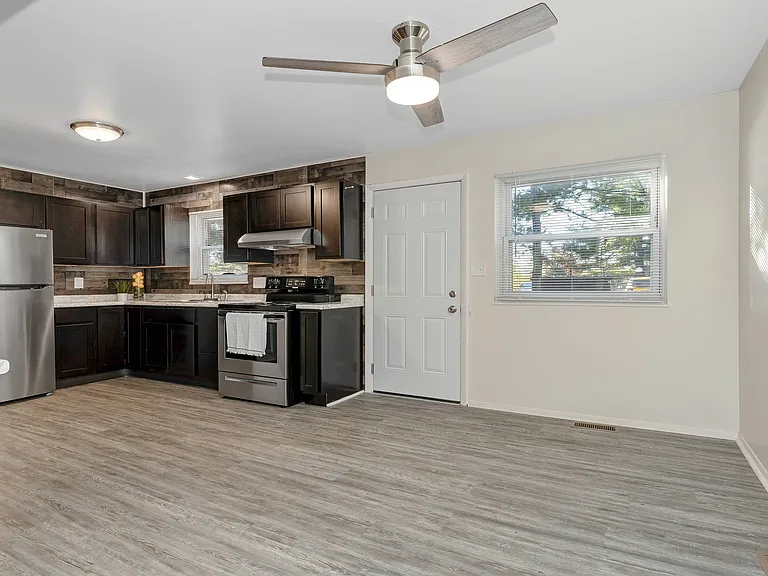 6-Kitchen