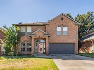 2244 Tiffany Glenn Ct, Bedford, TX 76021