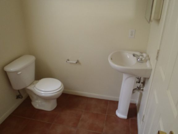 5th image of 503 Willow St #505