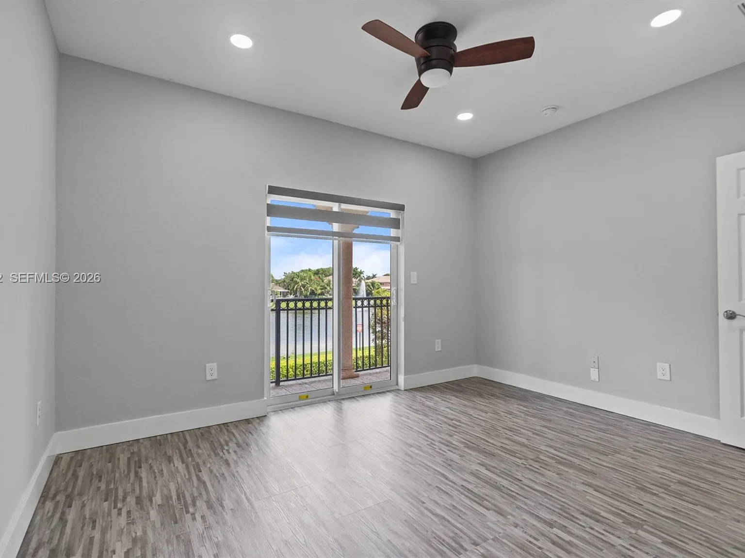 4 bed, 2.5 bath, 1991 sqft, $3,700 — Photo 2