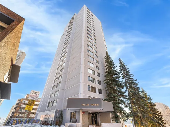 9923 103rd St NW #1002, Edmonton, AB T5K 2J3
