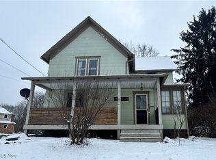 389 E Clark St, East Palestine, OH 44413