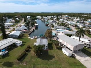 2579 York Rd, Saint James City, FL 33956