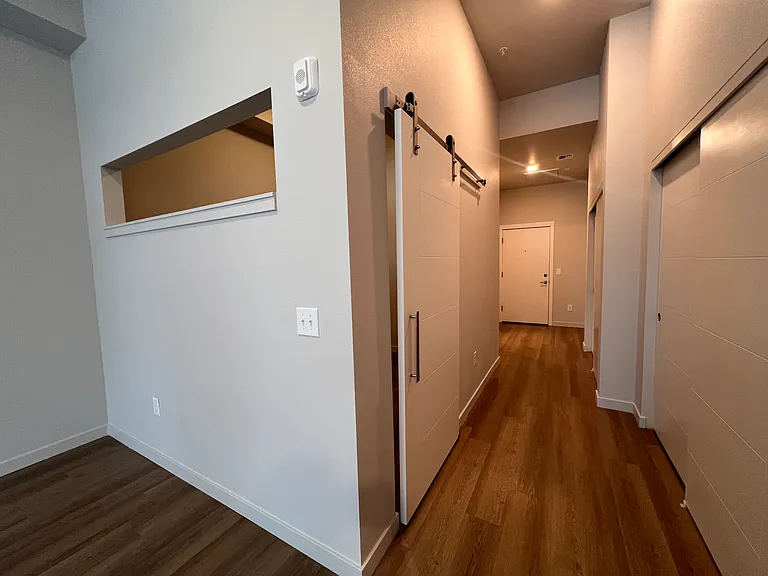 Allegro Pointe Apartments — Photo 8