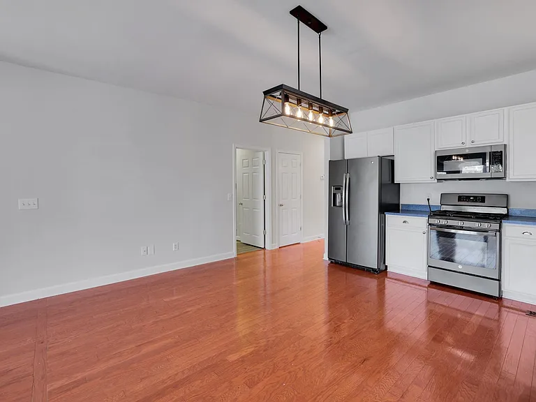 1302 Liberty Pike — Photo 39