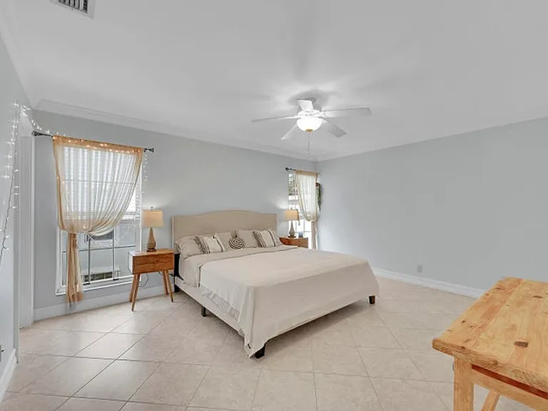 6245 Old Court Rd #202 — Photo 9