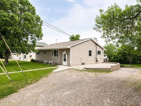 2nd image of 319 Spruce St #B