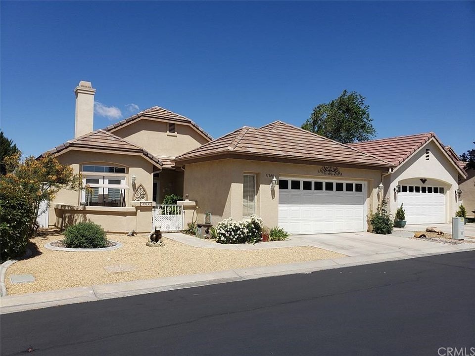 1st image of 11188 Country Club Dr