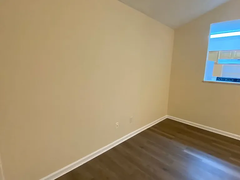 2216 Anne Ave — Photo 20