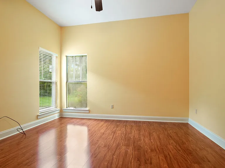 9442 Boone Dr — Photo 14