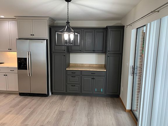 Dining Area - built in storage