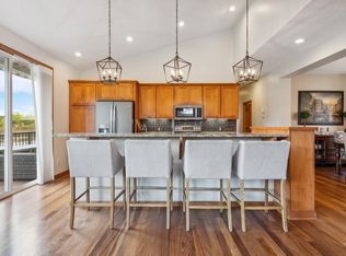 4918 Bulrush Blvd, Shakopee, MN 55379