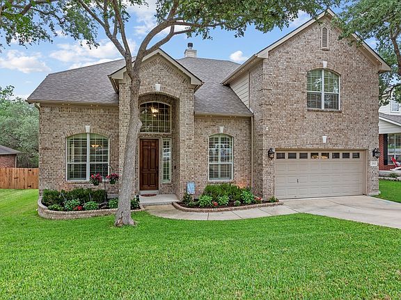 2nd image of 2545 Melville Ln