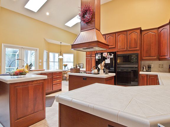 5th image of 2360 W Lake Brantley Dr